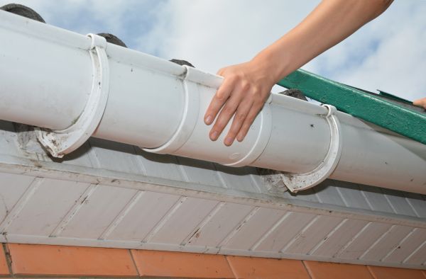 Gutter Reattachment in Show Low