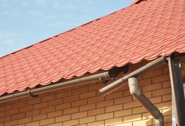 Loose Gutter Repair in Show Low