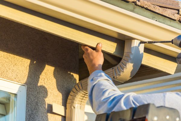 Aluminum Rain Gutter Service in Show Low