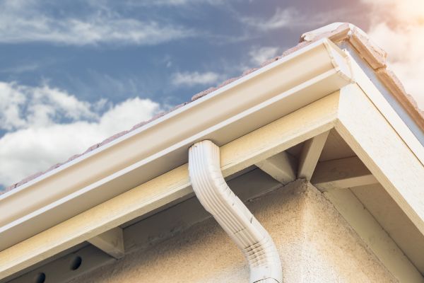 Seamless Gutter Replacement in Show Low