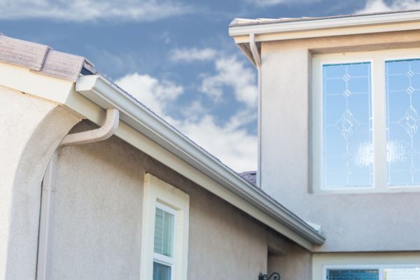 Continuous Gutter Installation in Show Low